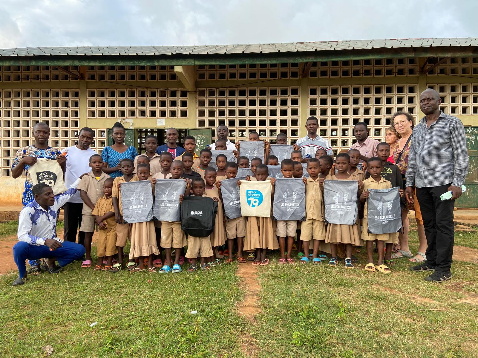 Lezay - Danyi Elavanyo